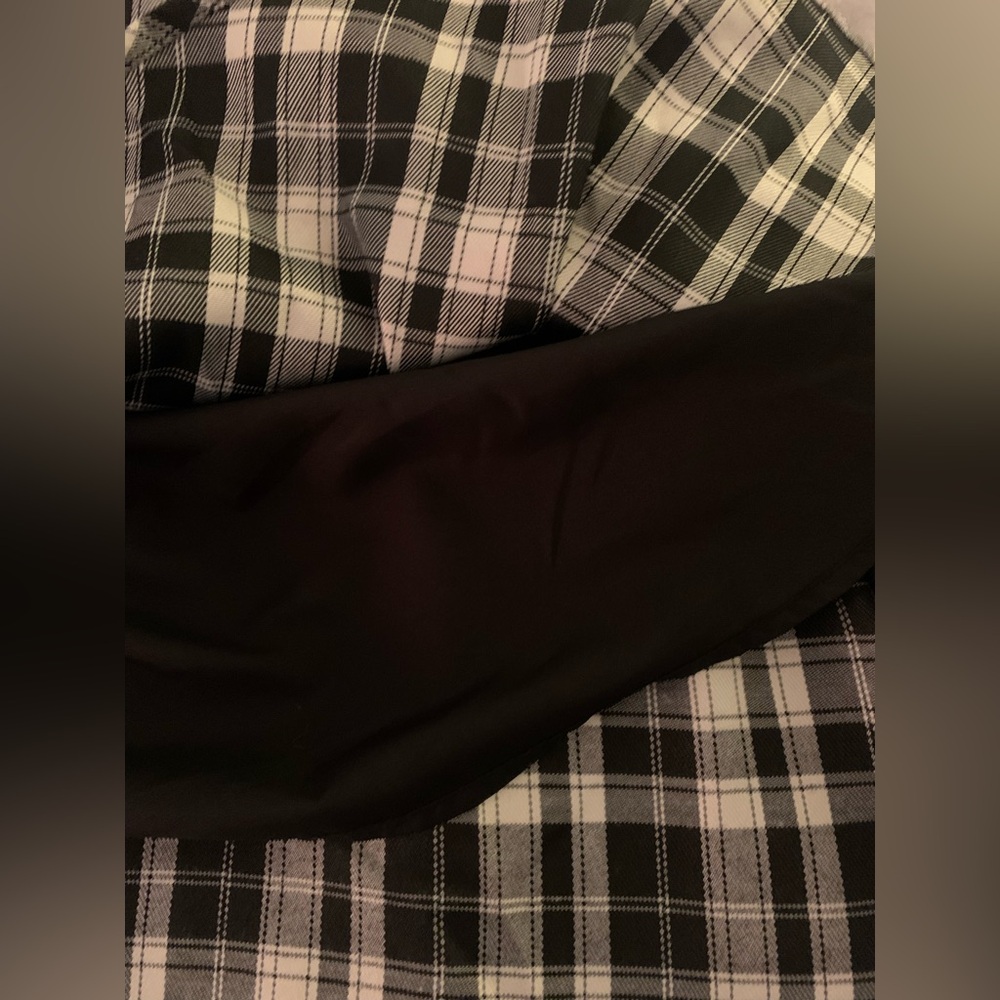 Cider Black and White Side Ruched Belted Plaid Dress - Picture 15 of 16